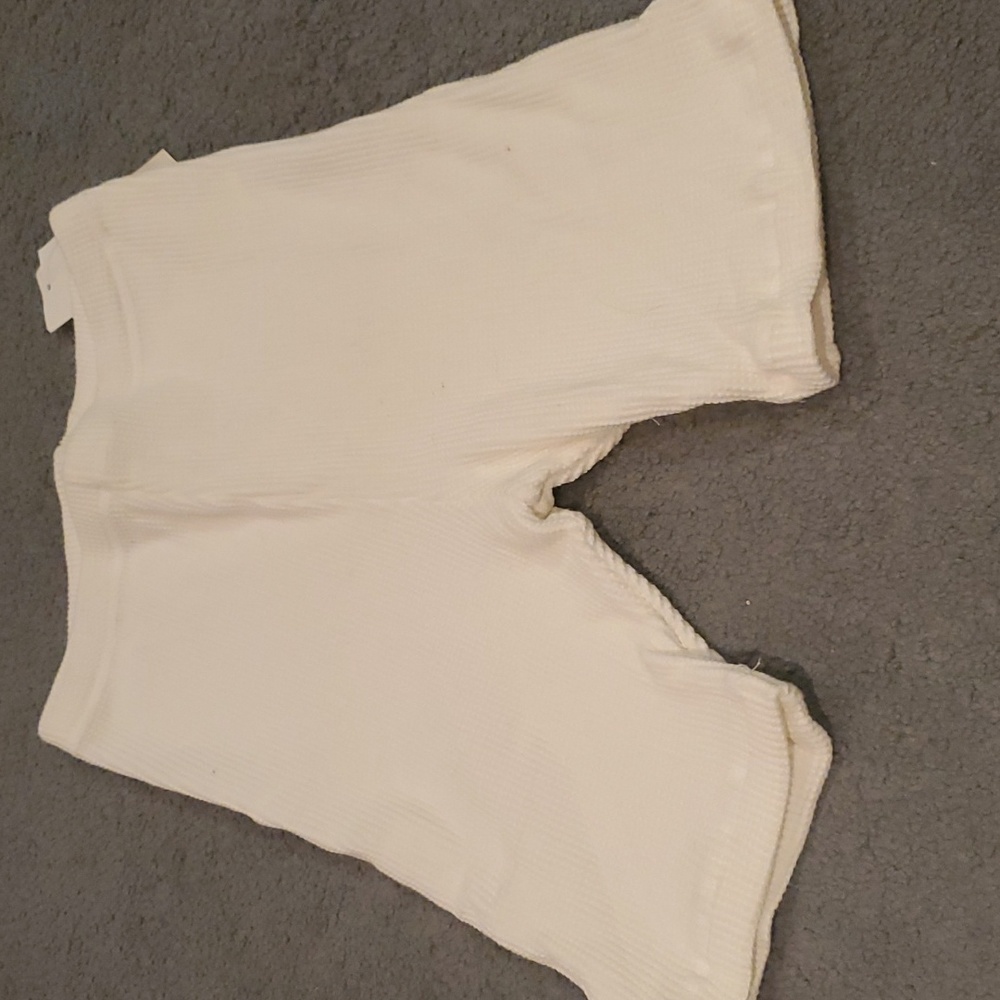 Woman's new with tags retro L.A. sport shorts size large